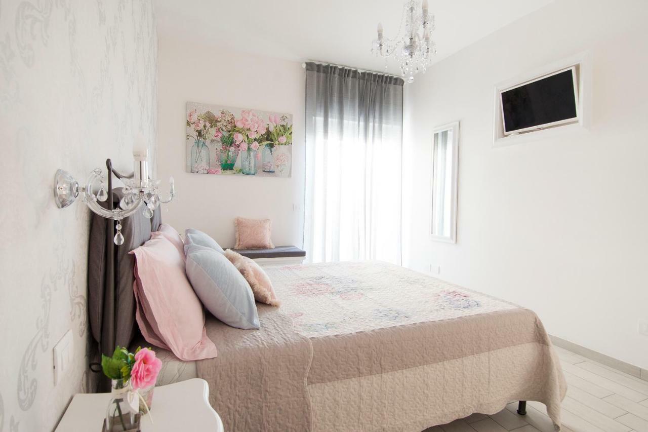 Holiday home Hellen House